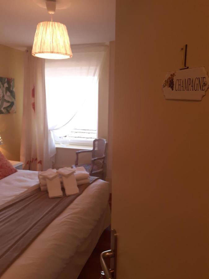 Chambres D'Hotes Cascarot Lechatelet Esterno foto